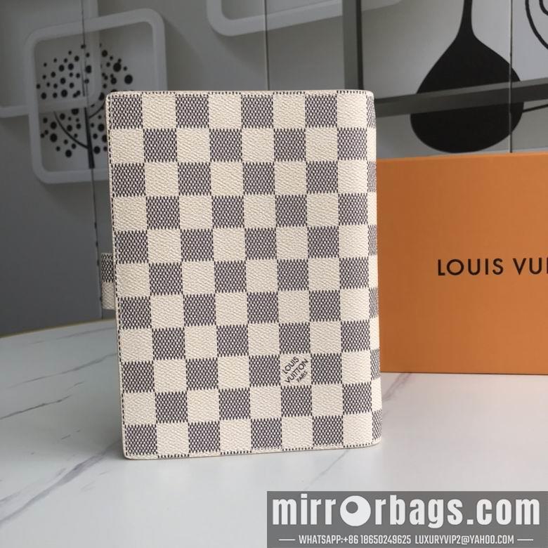 1:1 Louis Vuitton Bags M2004 14X18cm XM 1