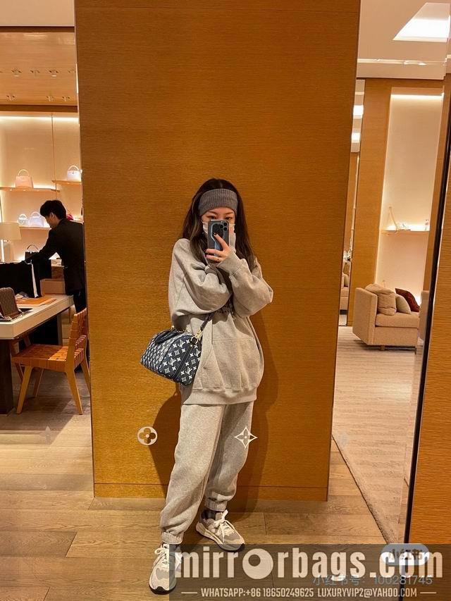 1:1 Louis Vuitton Bags Speedy M59609 25x19x15cm cs