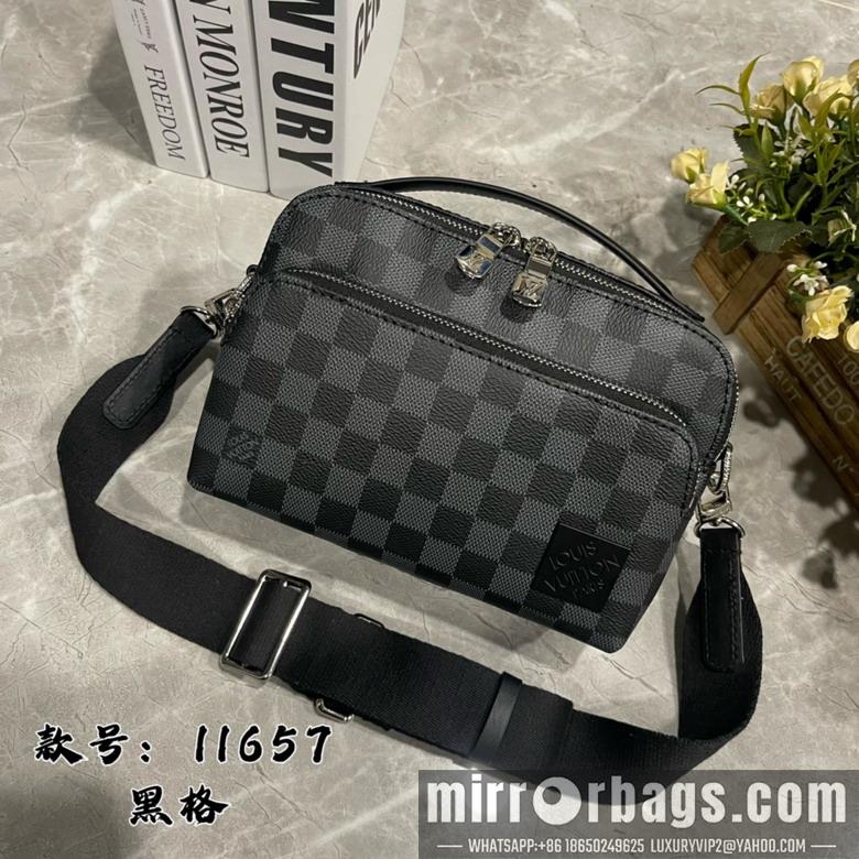 1:1 Louis Vuitton Bags District M11657 22.5x15.5x7.5cm ss1