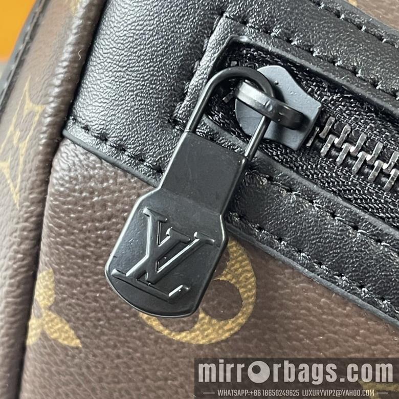 1:1 Louis Vuitton Bags Voyager M12517 33x22.5x11cm ss1