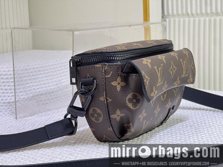 1:1 Louis Vuitton Bags Pilot M83563 20x12x5.5cm ss.