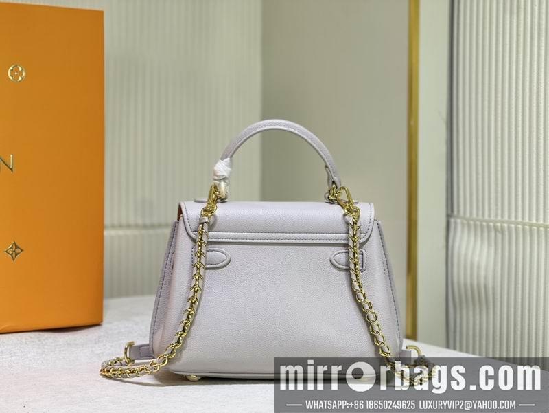 1:1 Louis Vuitton Bags Lockme Ever M20997 23x17x10cm ss