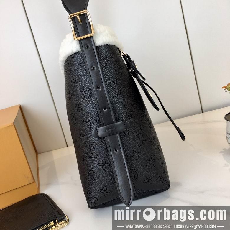 1:1 Louis Vuitton Bags M11843 M46203 29X12X24cm XMY 4colour