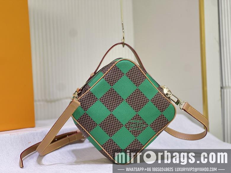 1:1 Louis Vuitton Bags Chess M40562 24x24x8cm ss