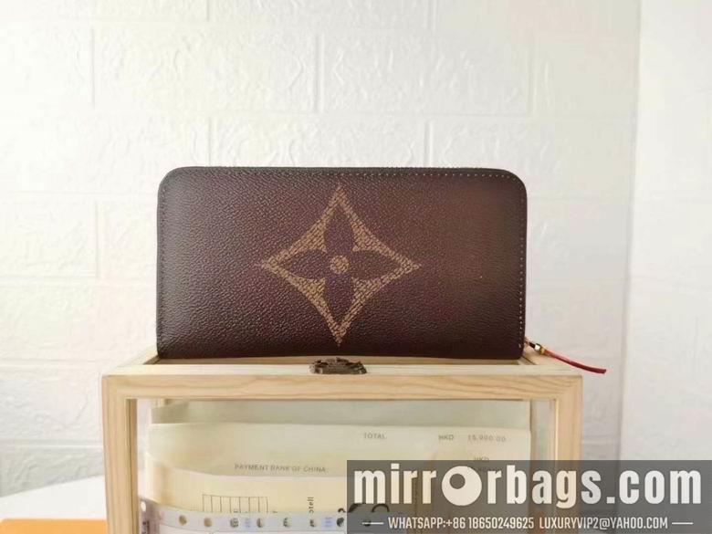 1:1 Louis Vuitton Bags M60017 19X10X1cm XMY 12