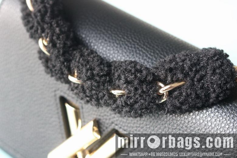1:1 Louis Vuitton Bags Twist 50395 23x17x9.5cm ww