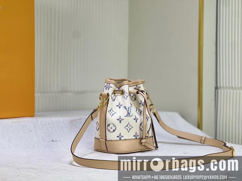 1:1 Louis Vuitton Bags NanoNoe M81266 13x16x10cm ss