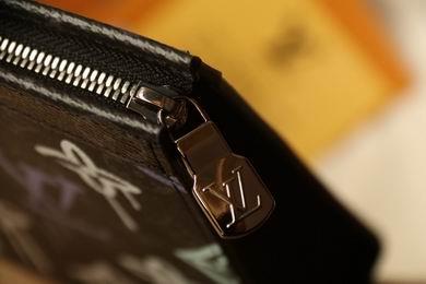 1:1 Louis Vuitton Bags M81803 27X21X3cm XM
