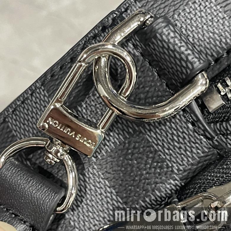 1:1 Louis Vuitton Bags District M11657 22.5x15.5x7.5cm ss1