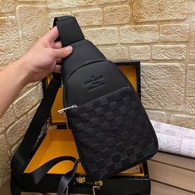 1:1 Louis Vuitton Bags 2341-4 32X18X8cm XM