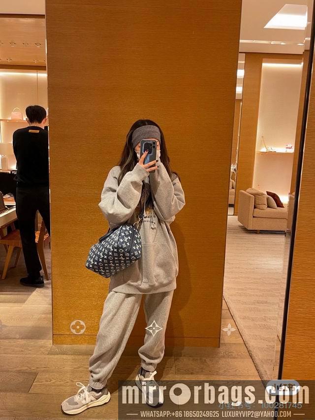1:1 Louis Vuitton Bags Speedy M59609 25x19x15cm cs