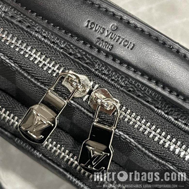 1:1 Louis Vuitton Bags District M11657 22.5x15.5x7.5cm ss1