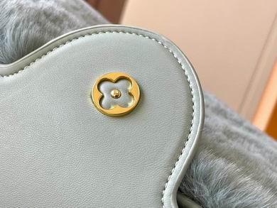 1:1 Louis Vuitton Bags Hatucines M22388 27x18x9cm ss