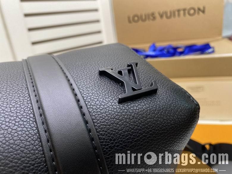 1:1 Louis Vuitton Bags WMM57082 17X27X13