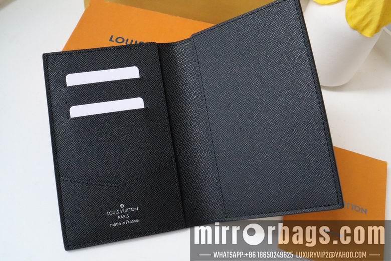 1:1 Louis Vuitton Bags M64501 10X14X2.5cm XM 6