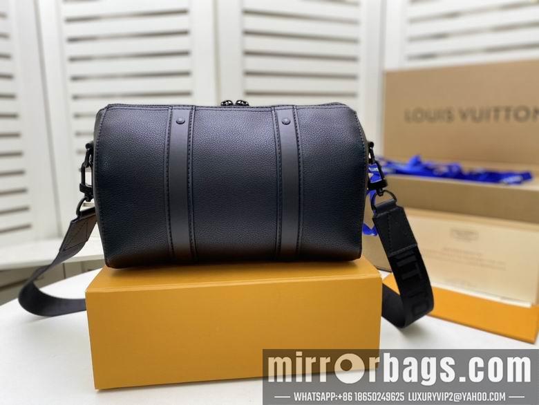 1:1 Louis Vuitton Bags WMM57082 17X27X13