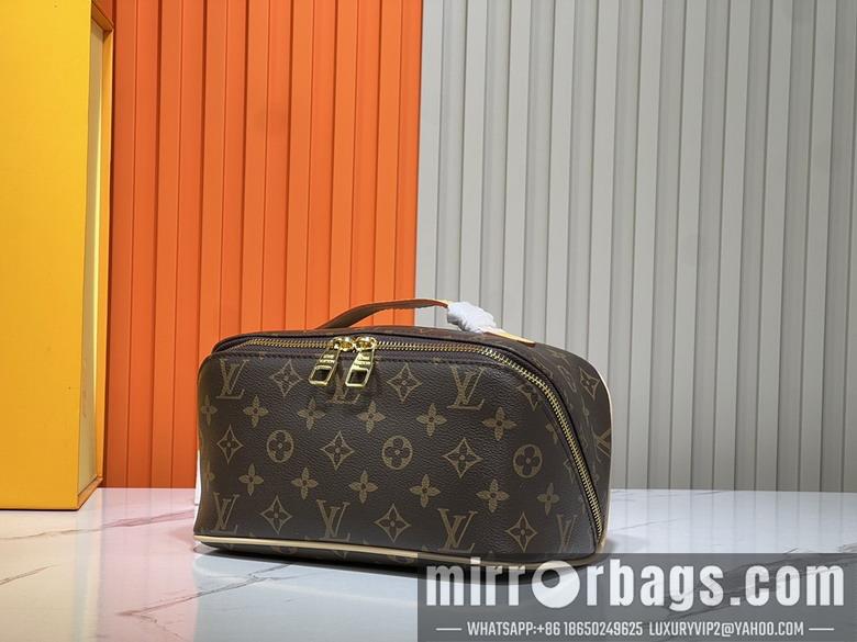 1:1 Louis Vuitton Bags Toiletry M11508 24x13x13cm ss1