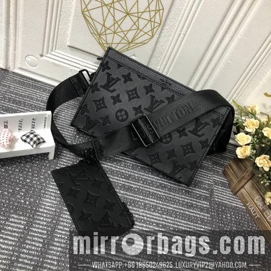 1:1 Louis Vuitton Bags Pochette Voyage M81115 22x14.5x4.5cm cs