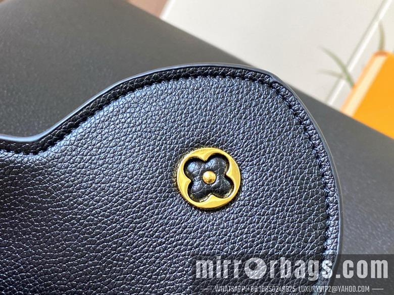 1:1 Louis Vuitton Bags Hat M24607 38x23x16cm ss