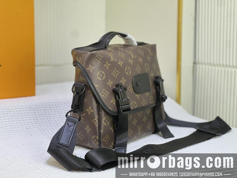 1:1 Louis Vuitton Bags Trail M46972 31x22x11cm ss2