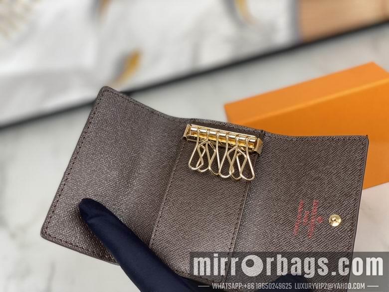1:1 Louis Vuitton Bags M62630 10.5X7X2cm XMY 8
