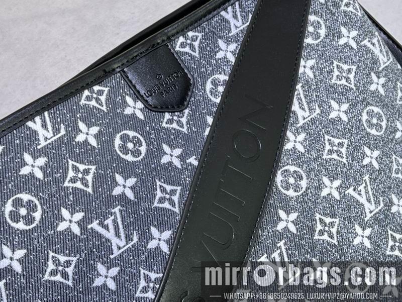 1:1 Louis Vuitton Bags M44945星空牛仔35x26cm ss