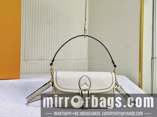 1:1 Louis Vuitton Bags Diane M83300 M45985 19x10.5x6cm ss2