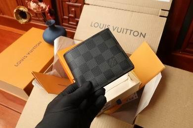 1:1 Louis Vuitton Bags M64002 11X9X2cm XM 3colour
