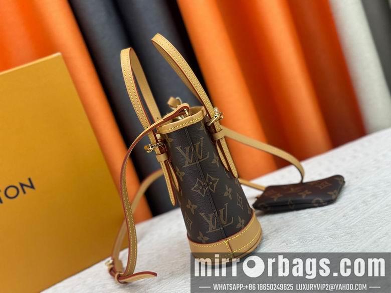1:1 Louis Vuitton Bags M81489 13X17X9cm XMY