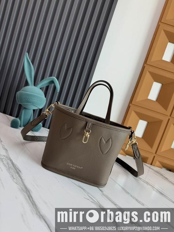 1:1 Louis Vuitton Bags M12109 14X9X24cm WP
