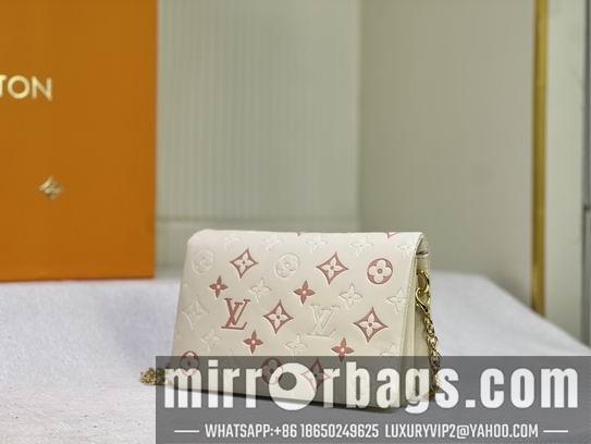 1:1 Louis Vuitton Bags Coussin M81693 M80742 20x14x8cm ss