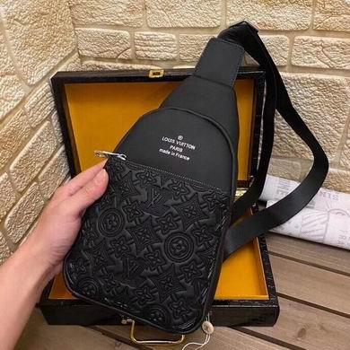 1:1 Louis Vuitton Bags 2342-4 32X18X8cm WP