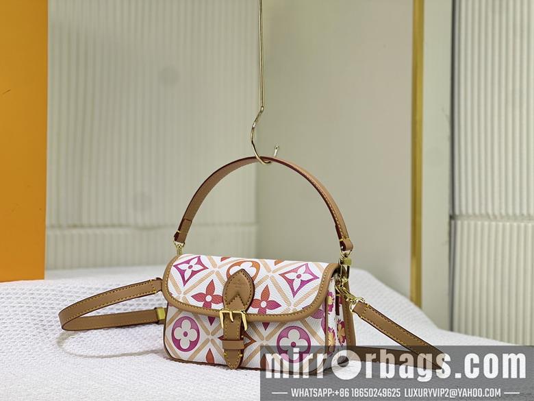 1:1 Louis Vuitton Bags Pool M83300 19x10.5x6cm ss