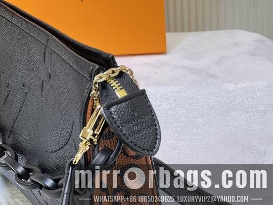 1:1 Louis Vuitton Bags M67692 M80504 25x20x5cm cs