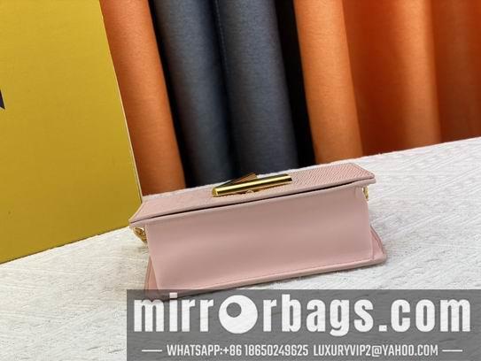 1:1 Louis Vuitton Bags Twist M68560 19x13.5x4.2cm zy3