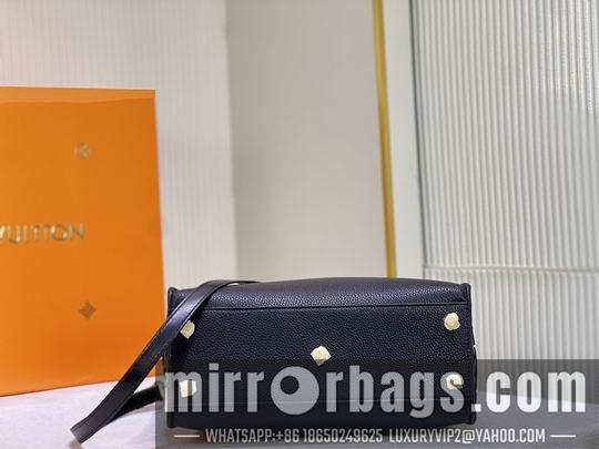 1:1 Louis Vuitton Bags On My Side M53824 30.5x24.5x14cm cs