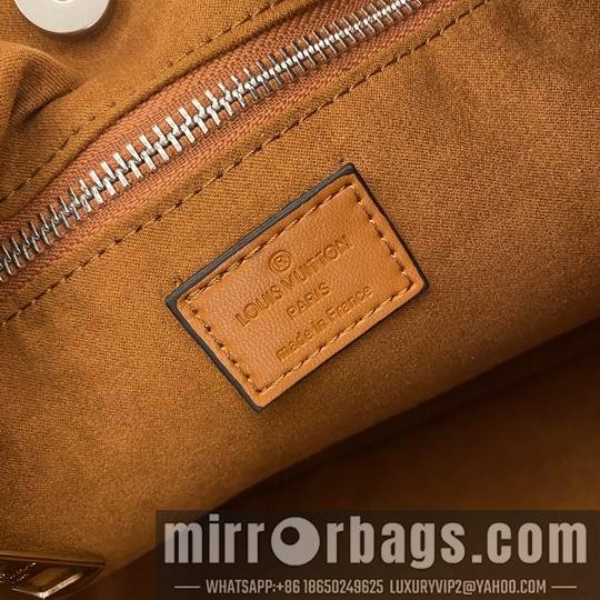 1:1 Louis Vuitton Bags M24861 29x12x24cm zy1