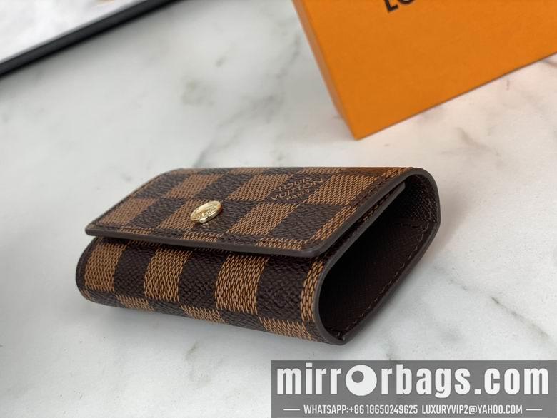 1:1 Louis Vuitton Bags M62630 10.5X7X2cm XMY 8