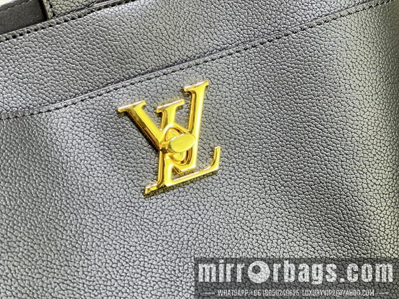 1:1 Louis Vuitton Bags M24006 20x20x12cm ss1