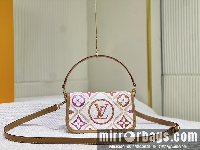 1:1 Louis Vuitton Bags Pool M83300 19x10.5x6cm ss