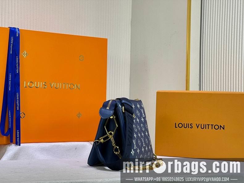 1:1 Louis Vuitton Bags Coussin M57782,M57790 30 cm cs