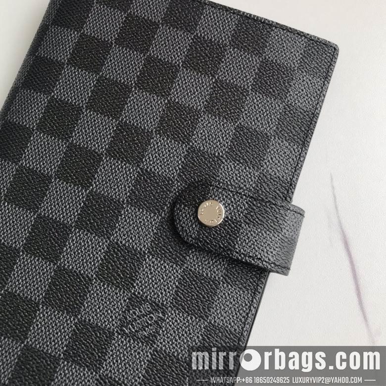 1:1 Louis Vuitton Bags M2004 14X18cm XM 6