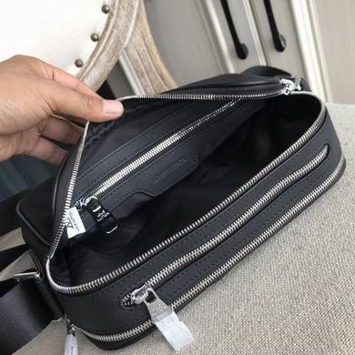 1:1 Louis Vuitton Bags 98130-3 25.5X17.5X7.5cm WP