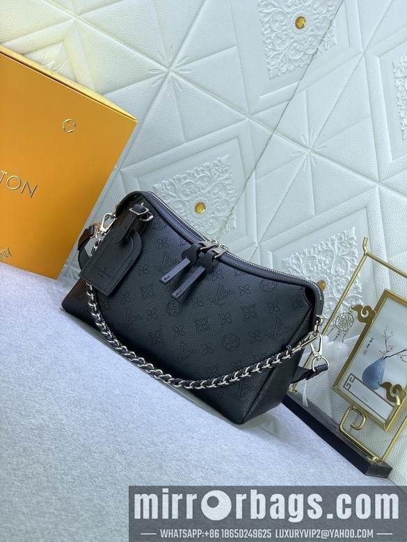1:1 Louis Vuitton Bags M24132 32X29X13cm