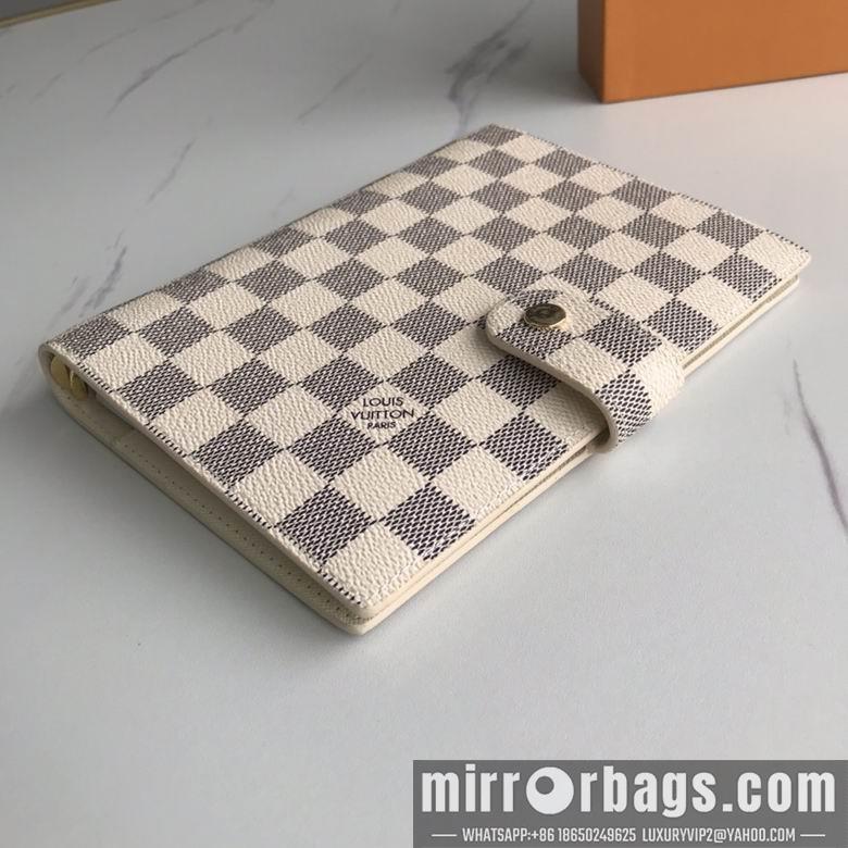 1:1 Louis Vuitton Bags M2004 14X18cm XM 1