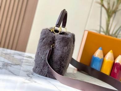 1:1 Louis Vuitton Bags Hatucines M22388 27x18x9cm ss