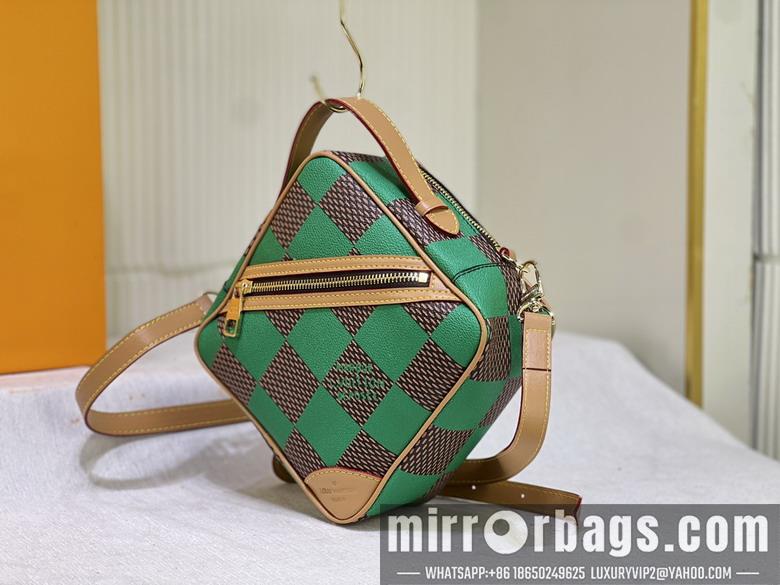 1:1 Louis Vuitton Bags Chess M40562 24x24x8cm ss