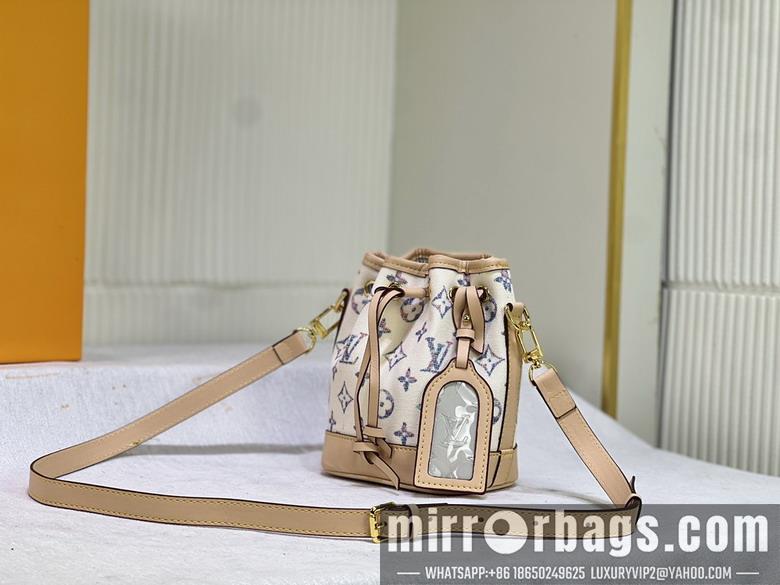 1:1 Louis Vuitton Bags NanoNoe M81266 13x16x10cm ss