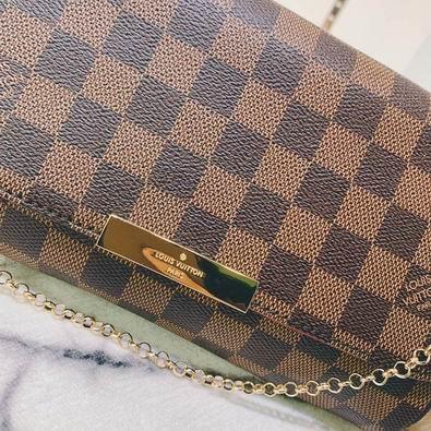 1:1 Louis Vuitton Bags Favorite M40718 28x17x4 cm cs