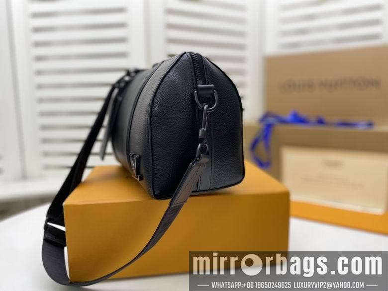 1:1 Louis Vuitton Bags WMM57082 17X27X13